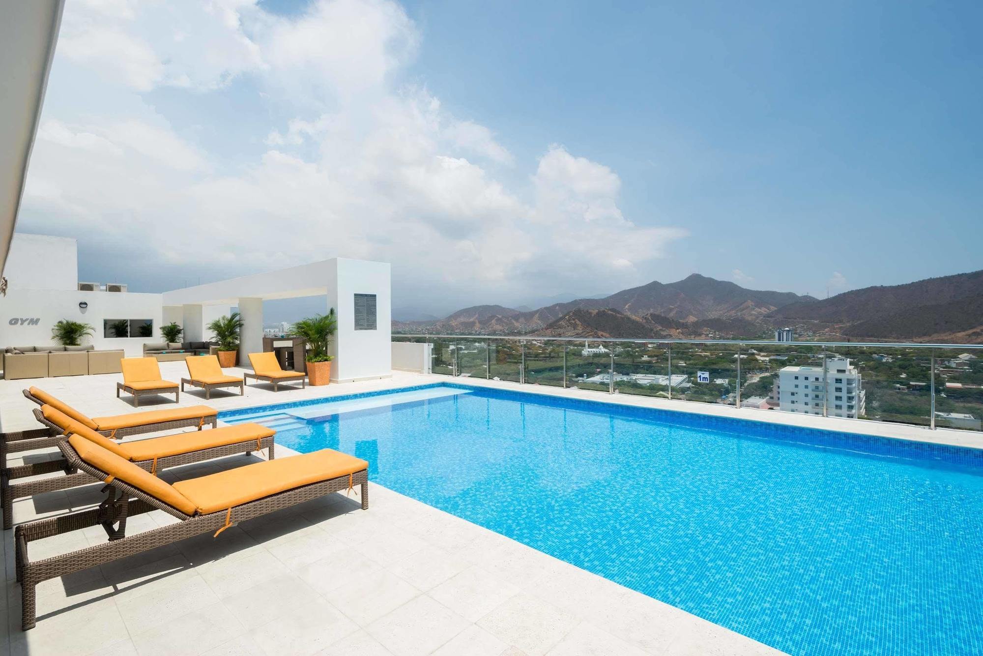 Best Western Plus Santa Marta Hotel Екстериор снимка
